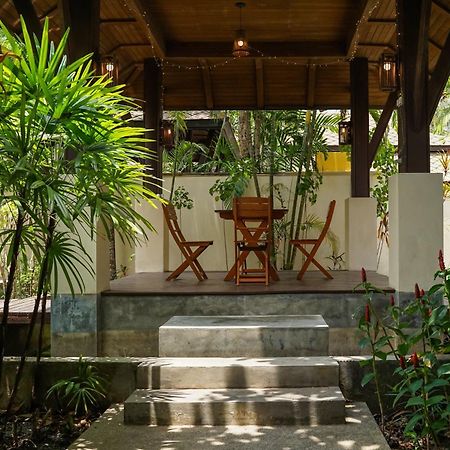 Large 4 Bed Villa Short Walk To Maenam Beach Mae Nam Exterior photo