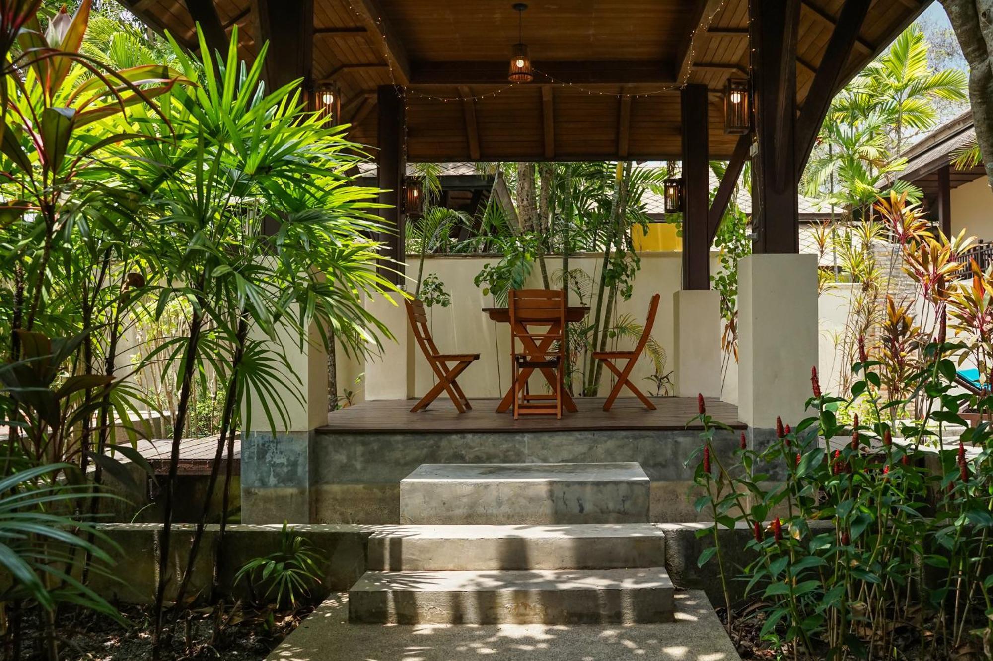 Large 4 Bed Villa Short Walk To Maenam Beach Mae Nam Exterior photo