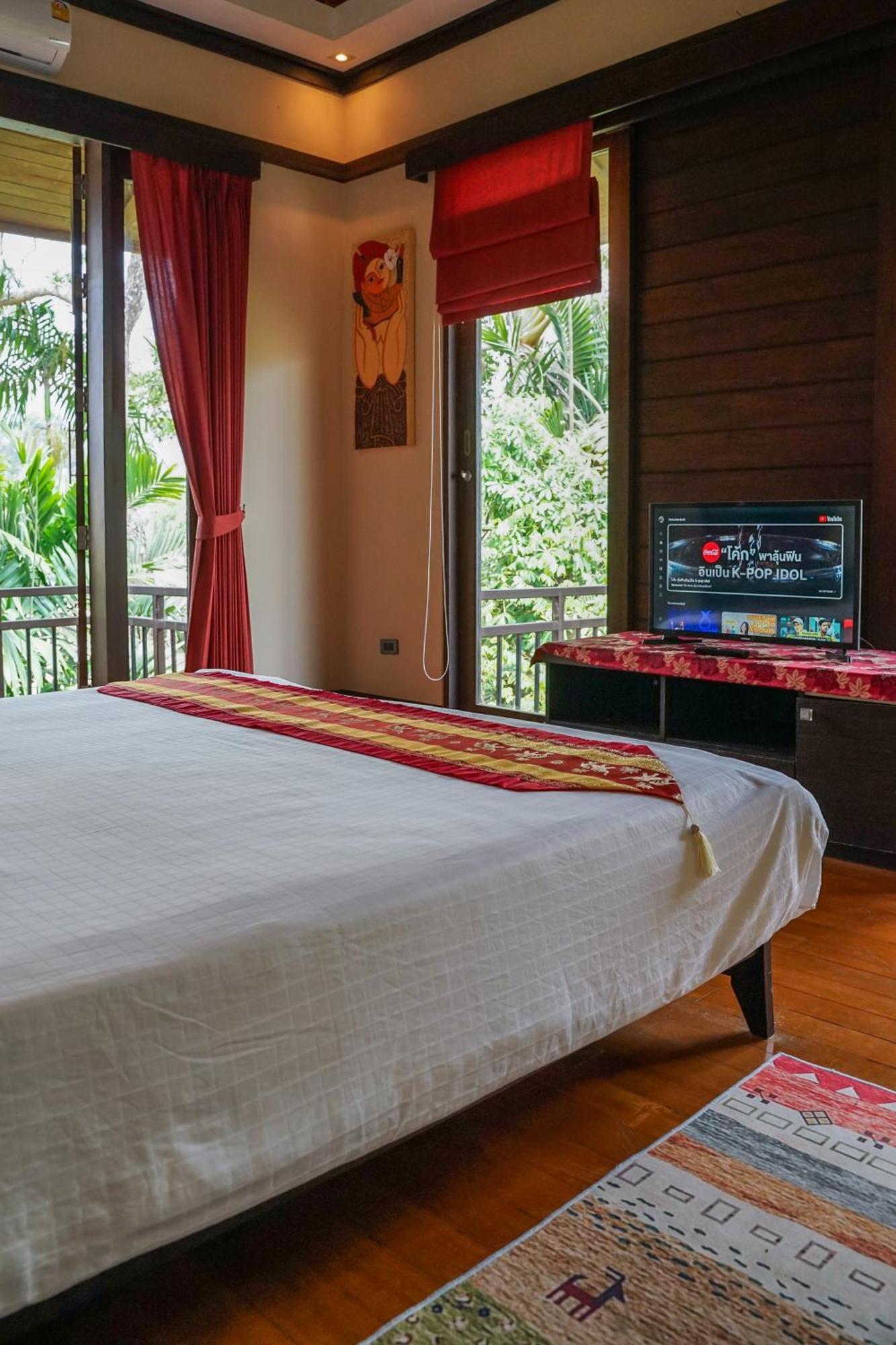 Large 4 Bed Villa Short Walk To Maenam Beach Mae Nam Exterior photo